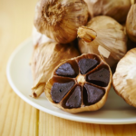 Black Garlic Cair, Cara Baru Konsumsi Bawang Hitam Fermentasi